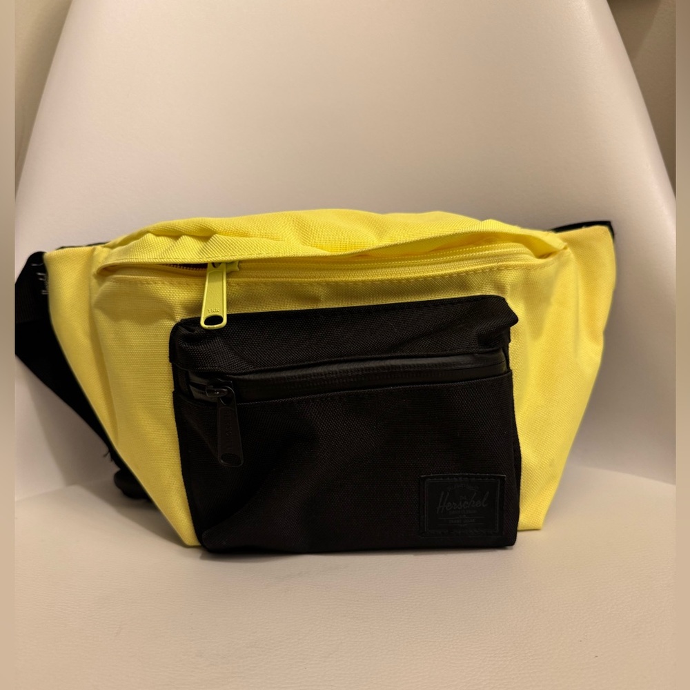 HERSCHEL Sulphur Spring SEVENTEEN HIP PACK fanny bag tote purse